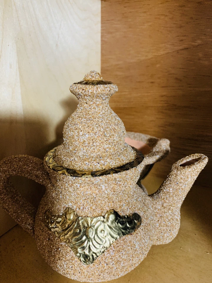 Tetera marroquí decorativa hecha a mano y su soporte de leña /rara y uni Foto 3 de 4