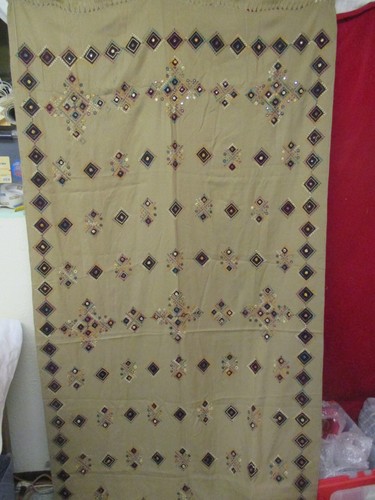 Vintage 70er Jahre Viskose/Baumwolle Vorhang Panel bestickt Geometrien mit verspiegelten Pailletten - Bild 2 von 9