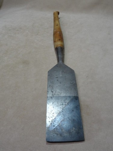 3 1/2" T.H. Witherby Slick Timber Frame Heavy Framing Socket Mortise Chisel NICE - Picture 7 of 24