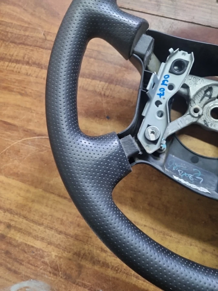 FORD RANGER STEERING WHEEL PJ, LEATHER TYPE, 12/06-03/09 2007 - image 4 of 4