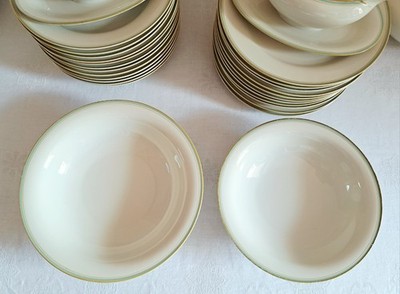2 große Vintage Tirschenreuth Bavaria Servierschüsseln Elfenbein/Creme/grüner Ra