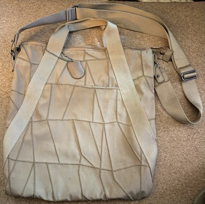 Mandarina Duck Geometric Shoulder Bag Beige Stitching Bag Charm Women Large