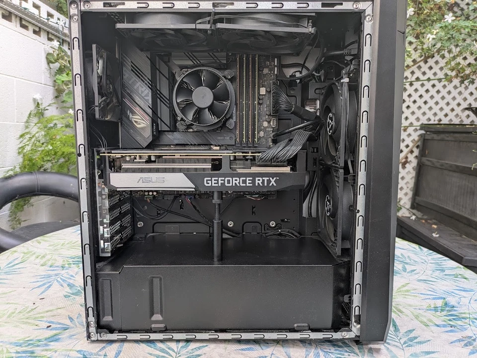 RTX 3070 Gaming PC – Intel i7-11700F / 32GB RAM – ROG Strix G15CE – No Storage - Image 2 of 4