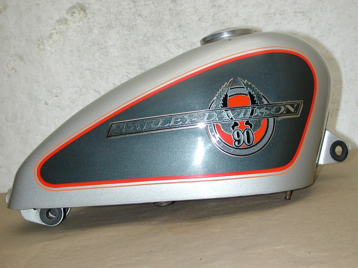 HARLEY DAVIDSON Sportster XL 2.2 Gallon carburetor OEM 61023-93