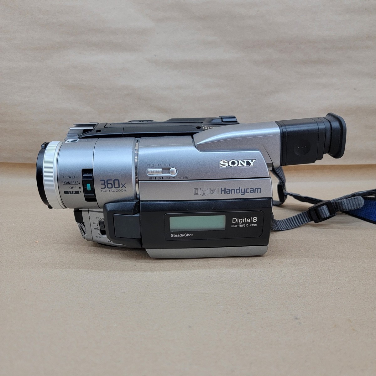 SONY Digital8 Handycam CCD-TRV310 ⑦ Sony Handycam CCD-TRV310 Digital-8 Camcorder Tested W/ Charger