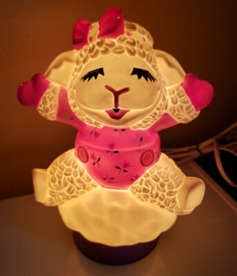 Vintage 1993 Lamb Chop Figure Night Light Nursery Lamp Shari Lewis 