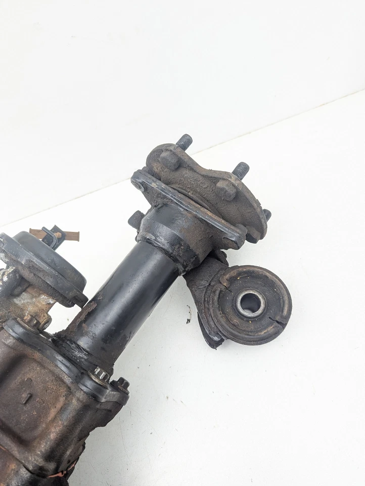 1990-1995 TOYOTA 4 RUNNER FRONT DIFFENTIAL 170k miles OEM - Image 3 of 4
