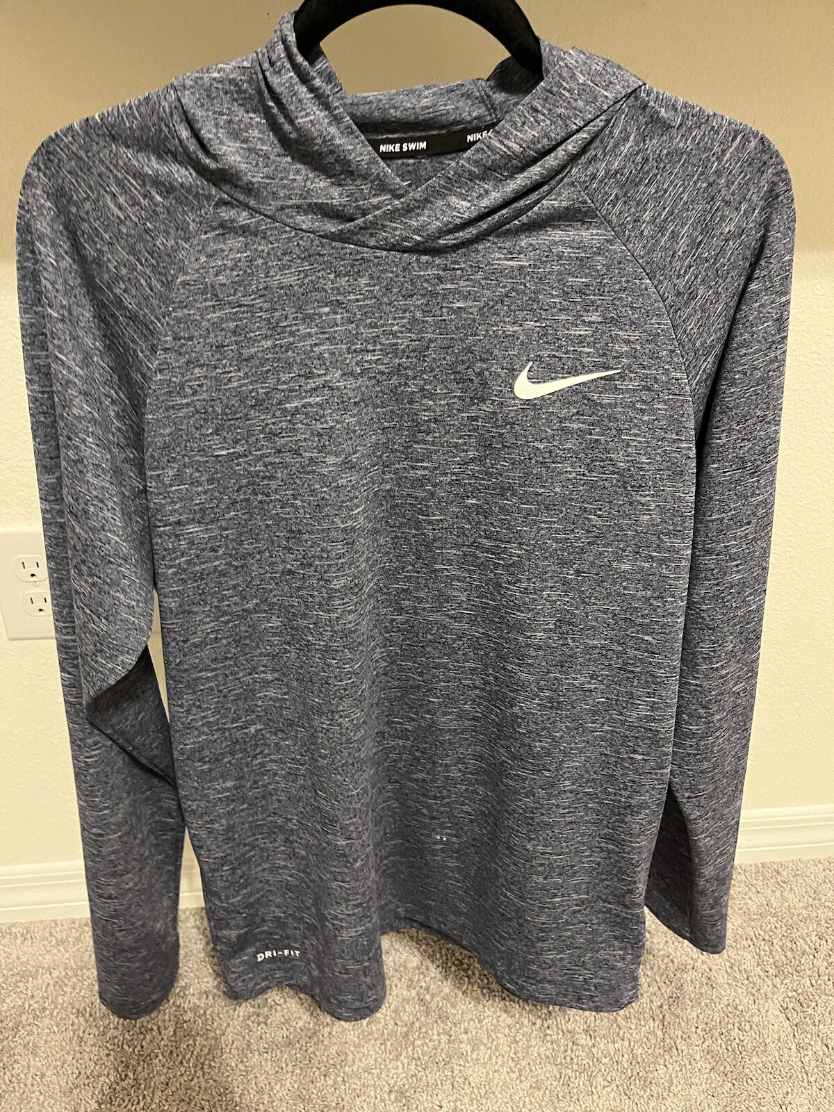 nike pullover - image 1