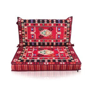 diwan pillows