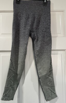 PINK VICTORIA'S SECRET Cool and Comfy Grey Dip Dye Ombré Seamless