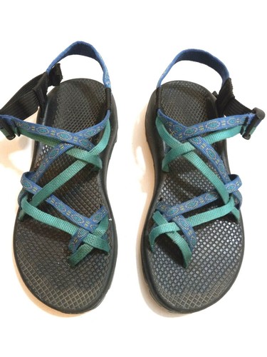 women's sandals with vibram soles