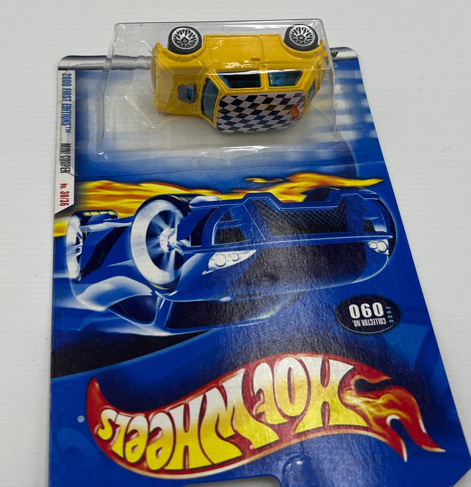 1:64 HOT WHEELS 2000 FIRST EDITION MINI COOPER - Image 3 of 4