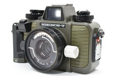  MINT  Nikon NIKONOS -V Film Camera Olive Green  Nikkor 35mm f/2.5 From Japan