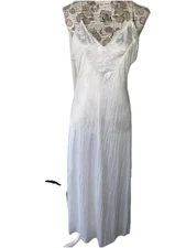 Vintage Val Mode Women’s Size Medium White Lace Trim Maxi Dress