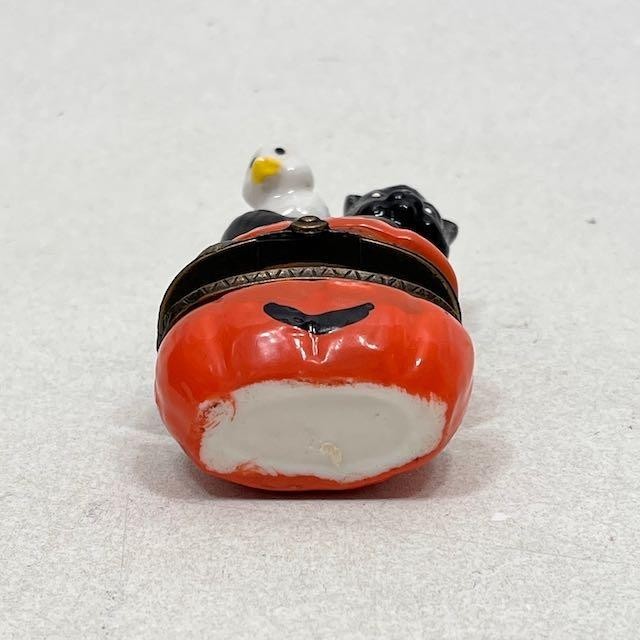 Halloween Black Cat Bird Pumpkin Porcelain Hinged Trinket Box Figurine