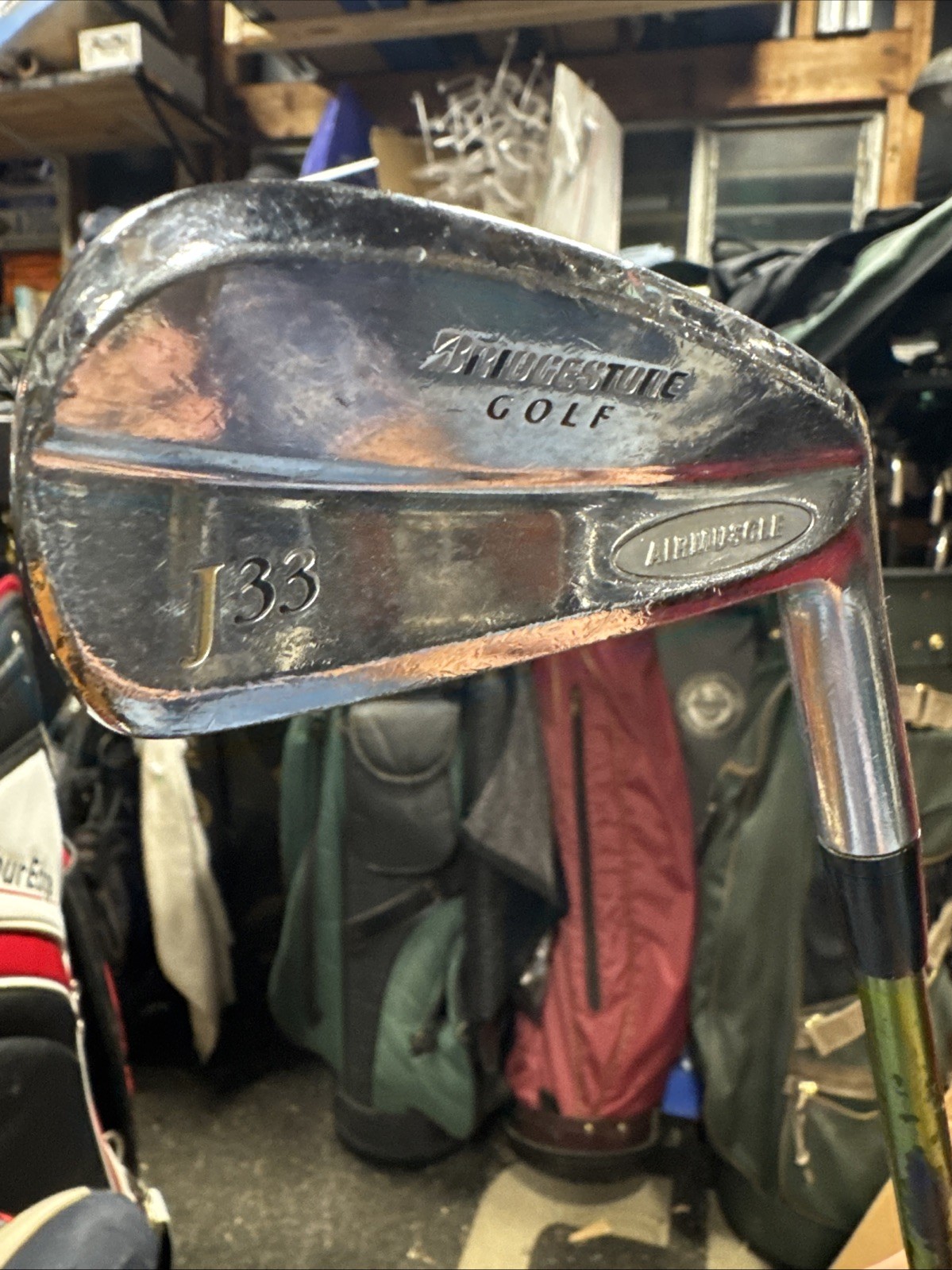 Bridgestone Air Muscle J33  2 Driving Iron 40&rdquo; RH Graphite