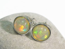 Opal Ohrstecker äthiopischer Welo Opal , 925 Silber, Video