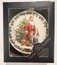 Reutter Porzellan Germany 2 3/4" Vintage Santa Porcelain Christmas Ornament