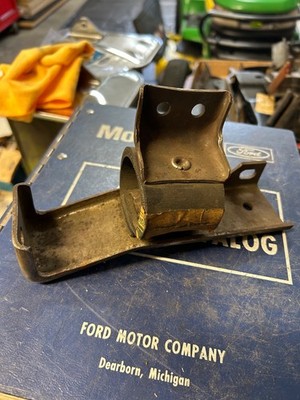 NOS 1965 FORD MERCURY COMET EXHAUST BRACKET C5GY-5A345-D