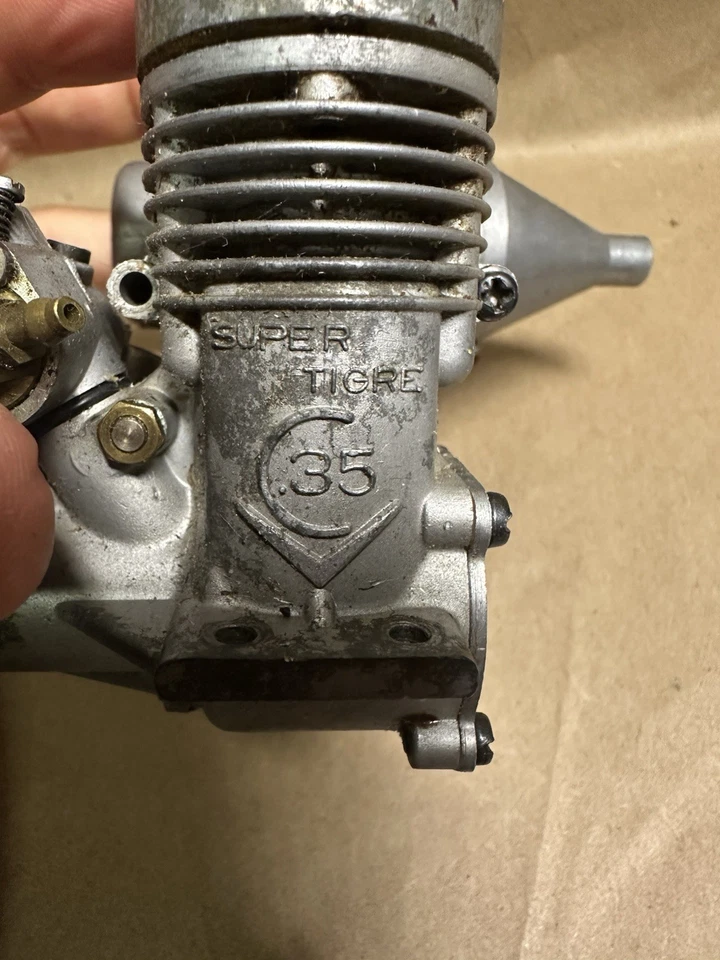 Super Tigre G.35 Glow Engine w/ Muffler & Prop – Vintage - Image 4 of 4