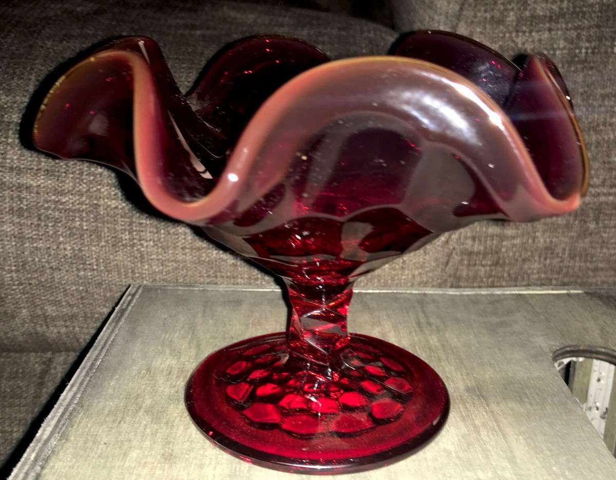 Viking_Glass_Ruby_Red_Cadmium_  Viking Red Candy Dish display picture 1