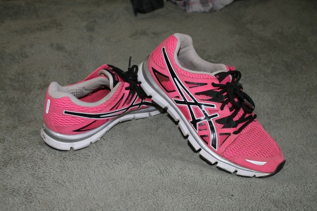 bright pink asics