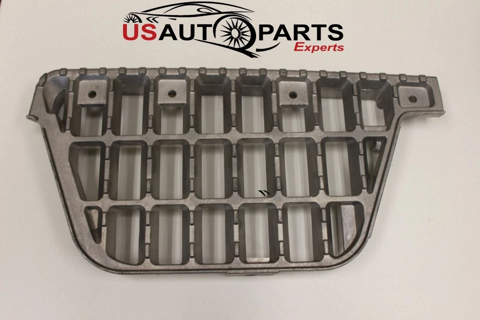 Isuzu Genuine Plate Step Driver Side Lh for NPR NQR NRR 4HE1 4HK1 5.2L 1995-2007 - Image 3 of 4