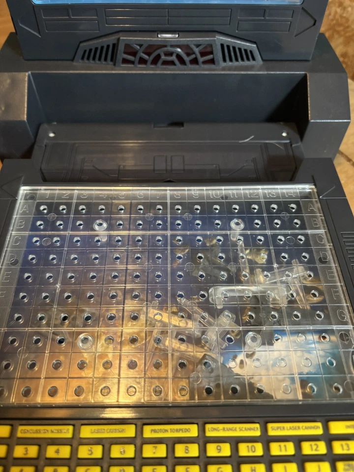Electronic Star Wars Battleship Game 2002 Milton Bradley Hasbro AS-IS Vintage - Image 4 of 4