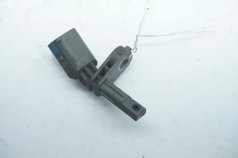 2018-2022 Volkswagen Tiguan OEM Right Rear ABS Wheel Speed Sensor WHT003856 - Image 4 of 4