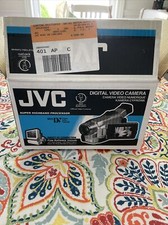 Brand New JVC GR-DVL310U Digital Video Camera Mini DV Opened Box Complete