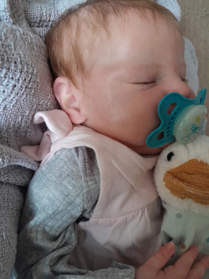 Bambola Reborn Quinlyn by Bonnie Brown & Adrie Stoete- edizione limitata - Immagine 4 di 4