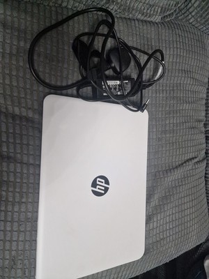 HP RTL8723BENF 4 Ram 500GB  