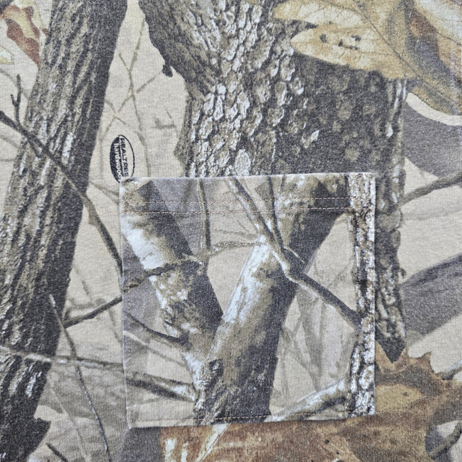 Outfitters Ridge Tshirt Mens Large Camo Long Sleeve Pocket Tee Realtree Hunting