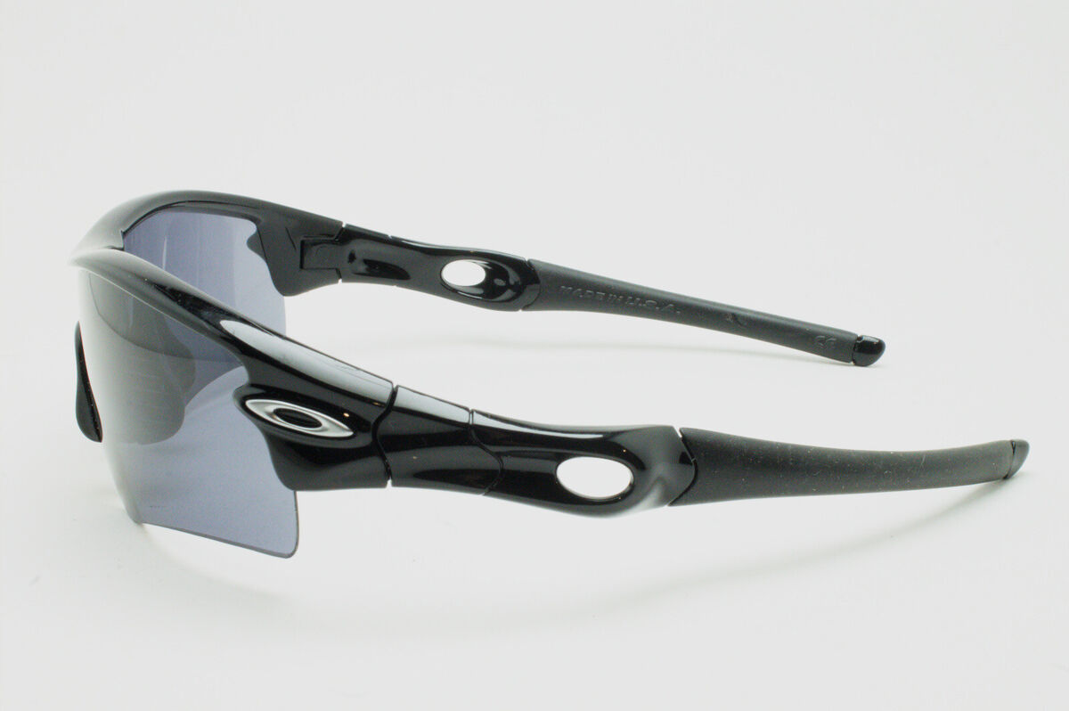 VINTAGE OAKLEY RADAR PATH 09 670 SUNGLASSES SIZE: 80-01-136 VINTAGE OAKLEY RADAR PATH 09 670 SUNGLASSES SIZE: 80-01-136