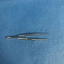 Storz E1681 Castro Suture Forcep w/ 2 Teeth 