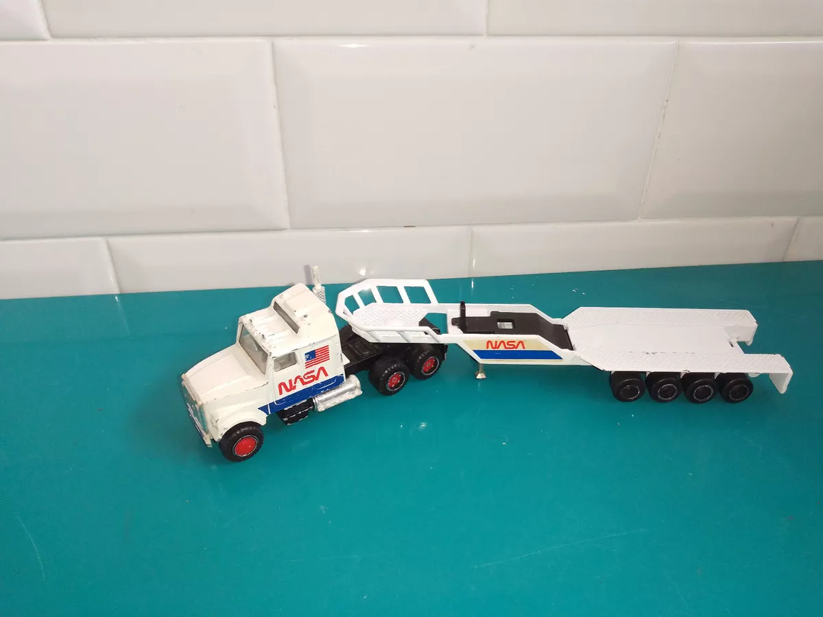 060222 Voiture Majorette camion américain Nasa transport 1/87