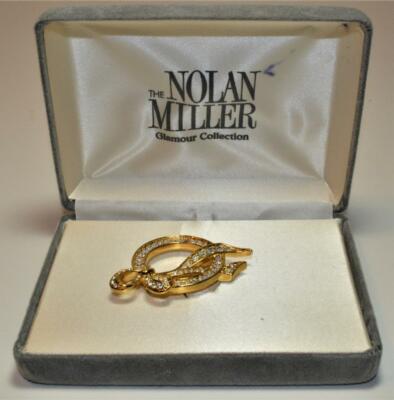 Neu Ovp Gestempelt Nolan Miller Goldfarbig Strass Schleife Auf Reifen Brosche