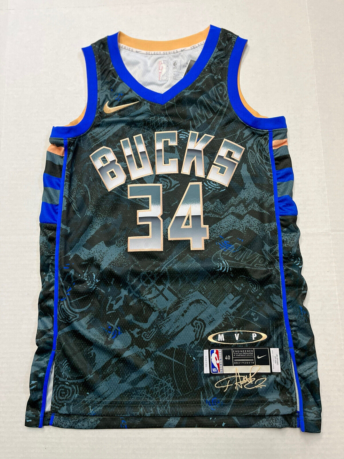 Nike SEL MNK DF JERSEY GIANNIS ANTETOKOUNMPO Brown