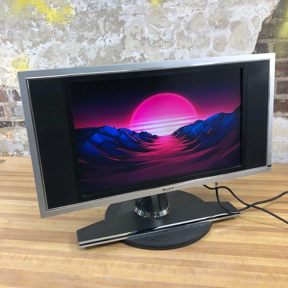 Dell W1900 19" 720p HD LCD Monitor RGB/S-VIDEO/VGA/RCA (RETRO GAMING) - Image 3 of 4