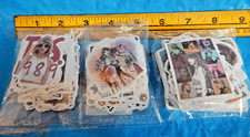 L K...TAYLOR SWIFT LOT: 160 BRAND NEW STICKERS INCLUDING 60 ACTUAL PHOTOGRAPHS