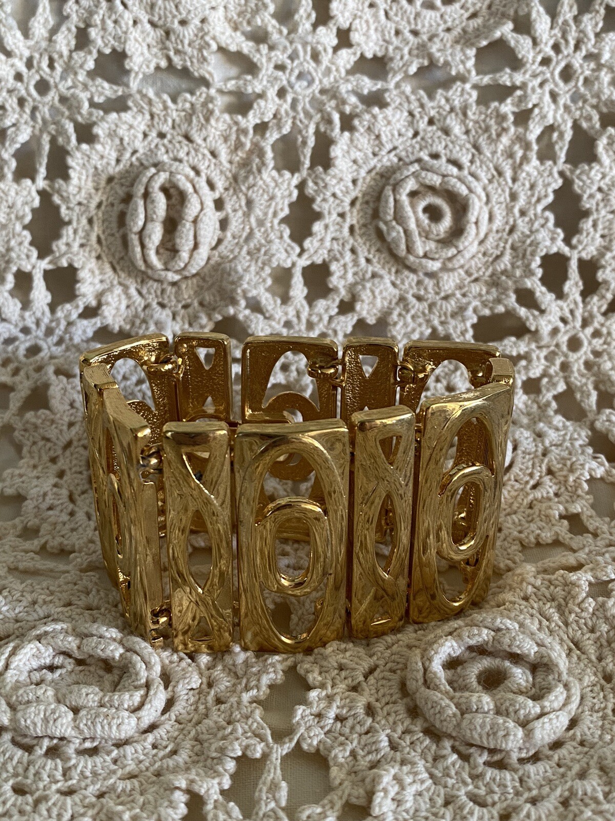 Kenneth Jay Lane Goldtone Bracelet Signed Kenneth… - image 3