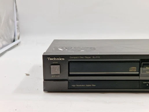 Technics SL-P111 CD-Player - Ungetestet, Schaltet Ein/Aus, Gebrauchsspuren - Bild 2 von 4