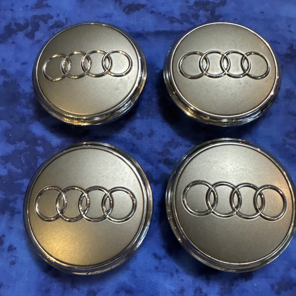 JUEGO DE 4 Tapacubos Centrales Audi Q7 4L0 601 170 4L0601170 2010-2015 Foto 2 de 4