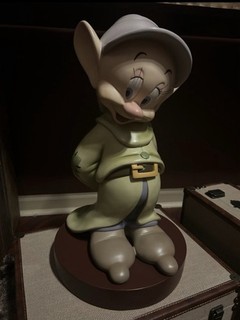 Disney Big Fig Merry Christmas Dopey Big Figure 19” Statue