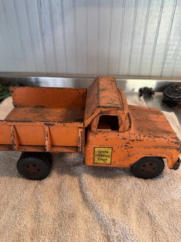 Vintage Tonka State Hi-way Department Dump Truck