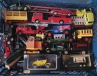 VINTAGE & LATER DIECAST TOY JOB LOT CORGI MATCHBOX DINKY & OTHERS CARS VANS etc