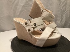Nine West Wedge Heels Cream Color Size 8 M 4.5 Wedge Heel