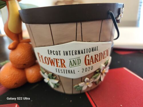 Disney Epcot Flower and Garden Festival 2020 Orange Bird Plant Pot Florida - Picture 3 of 6