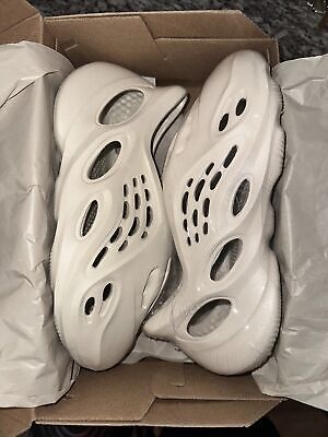 Yeezy Foam Runner Ararat White Size 9 G55486 Adidas Mens New 194817615370 |  eBay