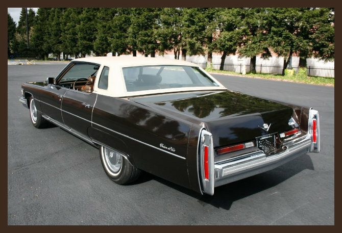 1975 Cadillac Sedan DeVille Dk Brown, Toolbox - Refrigerator
